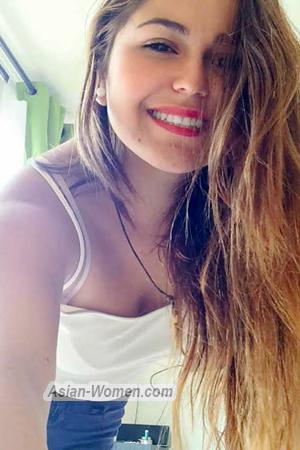 157806 - Liz Age: 32 - Chile