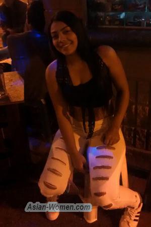 163464 - Laura Age: 29 - Colombia