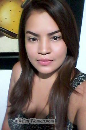 172025 - Carmela Age: 43 - Colombia