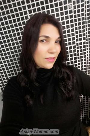 176033 - Adriana Age: 48 - Colombia