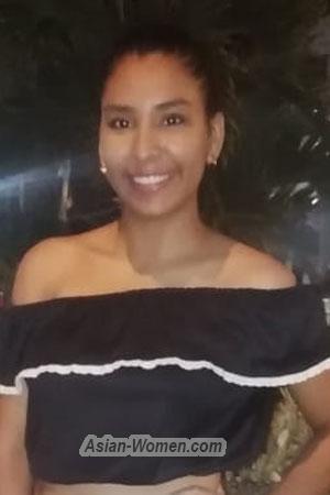 182401 - Shana Age: 26 - Colombia