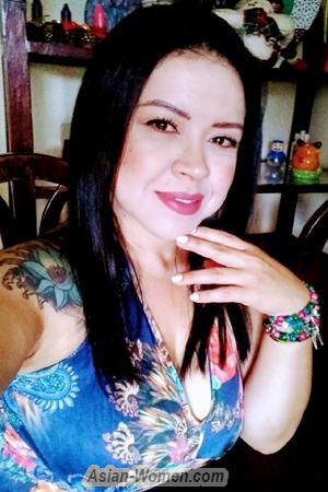 185019 - Yenny Age: 42 - Colombia