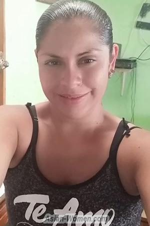 193929 - Heidy Age: 40 - Costa Rica