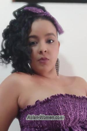 196967 - Cristina Age: 32 - Colombia