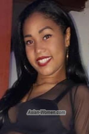 197109 - Doralis Age: 26 - Cuba