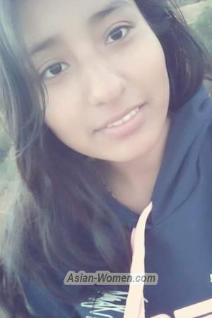 197886 - Lizeth Age: 25 - Bolivia