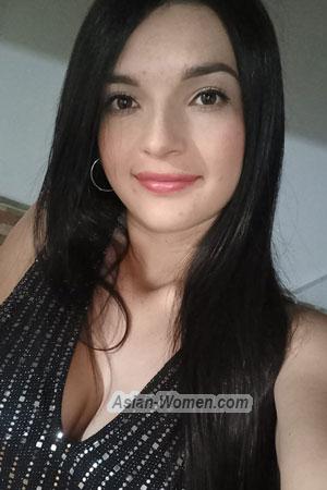 205220 - Valentina Age: 30 - Colombia
