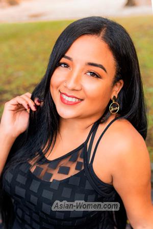 207504 - Sara Age: 26 - Colombia