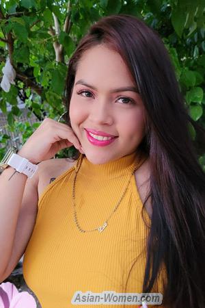 209818 - Geraldine Age: 26 - Colombia