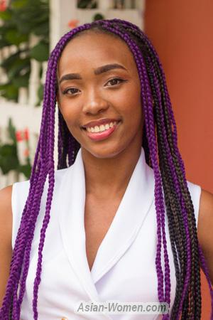 210137 - Dayra Age: 27 - Colombia