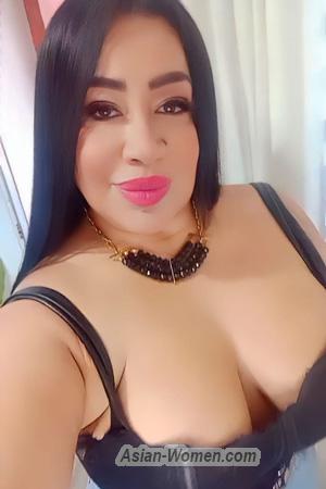 211375 - Olivia Age: 44 - Colombia