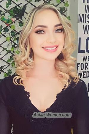 213128 - Yuli Age: 34 - Colombia