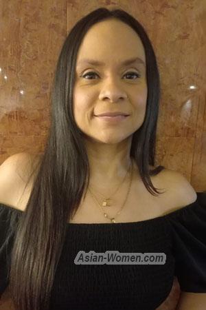 213758 - Paola Alexandra Age: 46 - Colombia