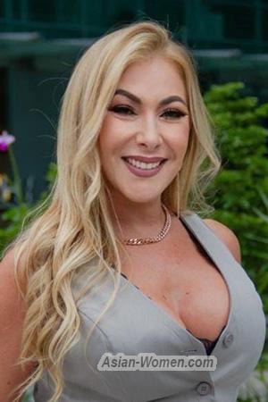 214293 - Gina Age: 46 - Colombia