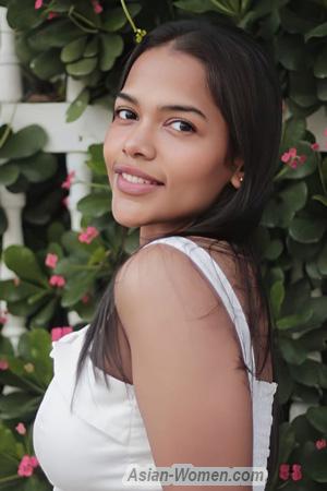 216797 - Daniela Age: 33 - Colombia