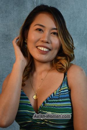 217136 - Jenjen (Jen) Age: 37 - Philippines