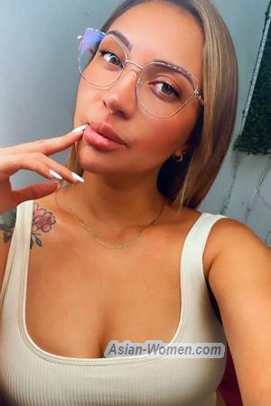 218944 - Alma Age: 32 - Costa Rica