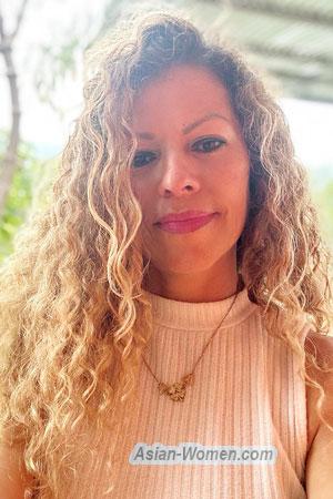 220208 - Marjorie Age: 51 - Costa Rica