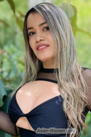 221107 - Angela Age: 46 - Colombia