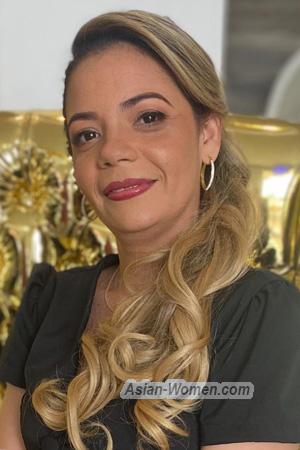 223536 - Kellys Age: 41 - Colombia