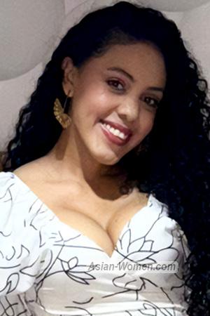224607 - Alejandra Age: 36 - Colombia