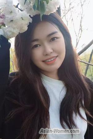227713 - Shihui Age: 32 - China
